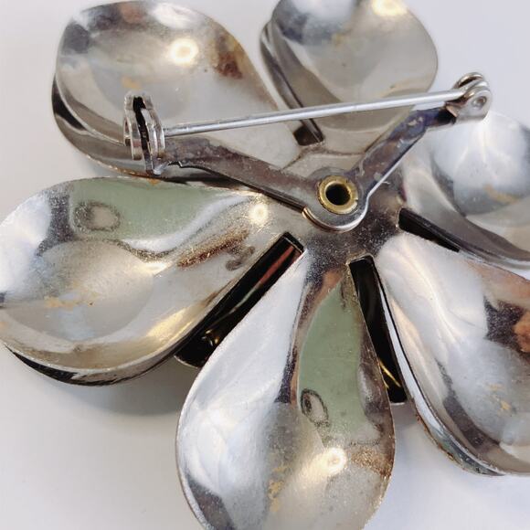 VTG Mid Century Brooch Aqua Rhinestone Layered Floral 1950s Silver Tone Pin - Picture 9 of 9